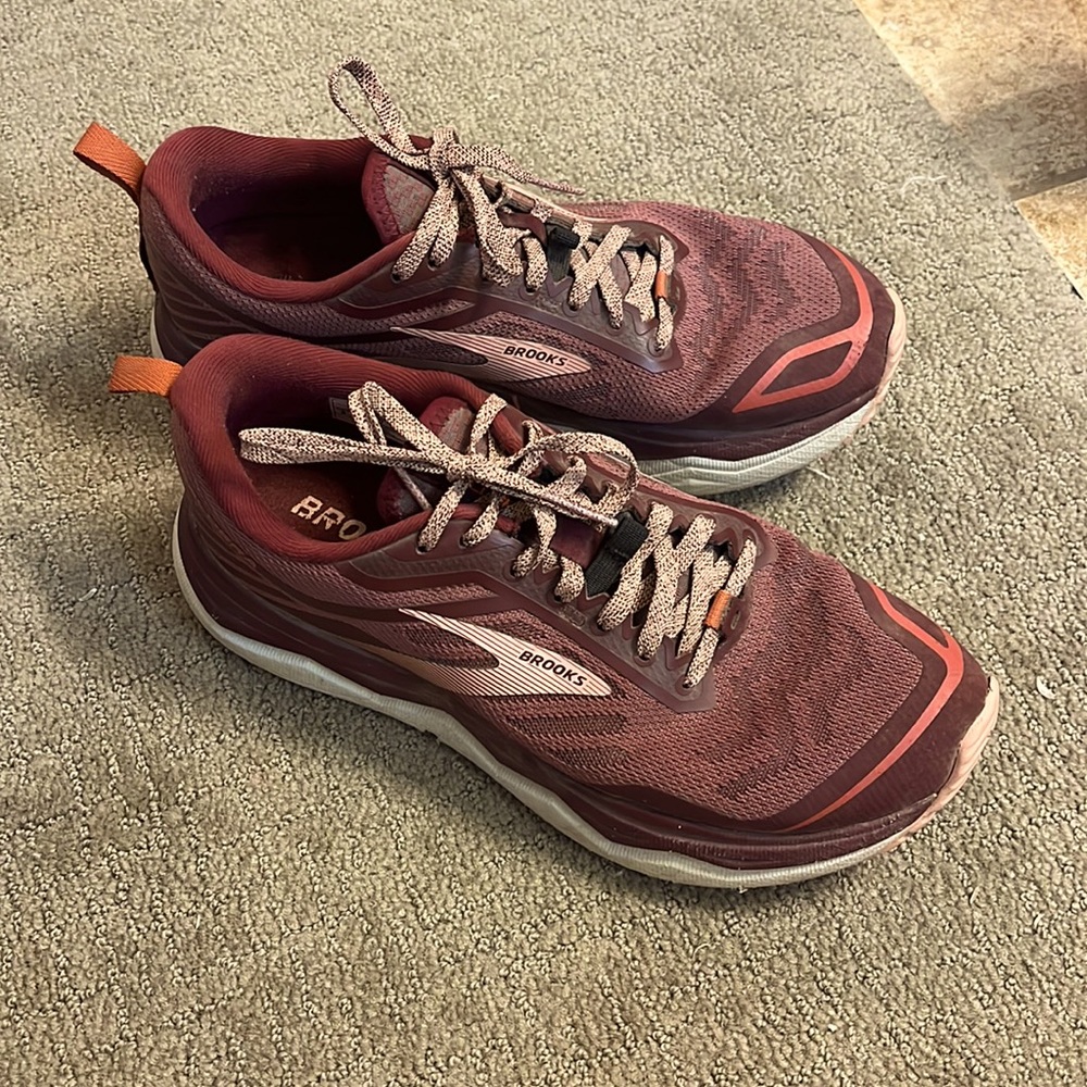 Brooks Caldera 4